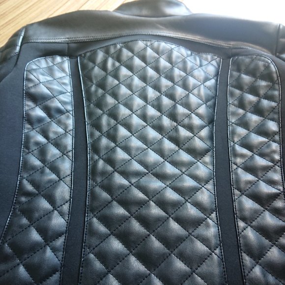 [EUC] BERNARDO Faux Leather Quilted Moto Jacket (Like New) - Picture 7 of 7